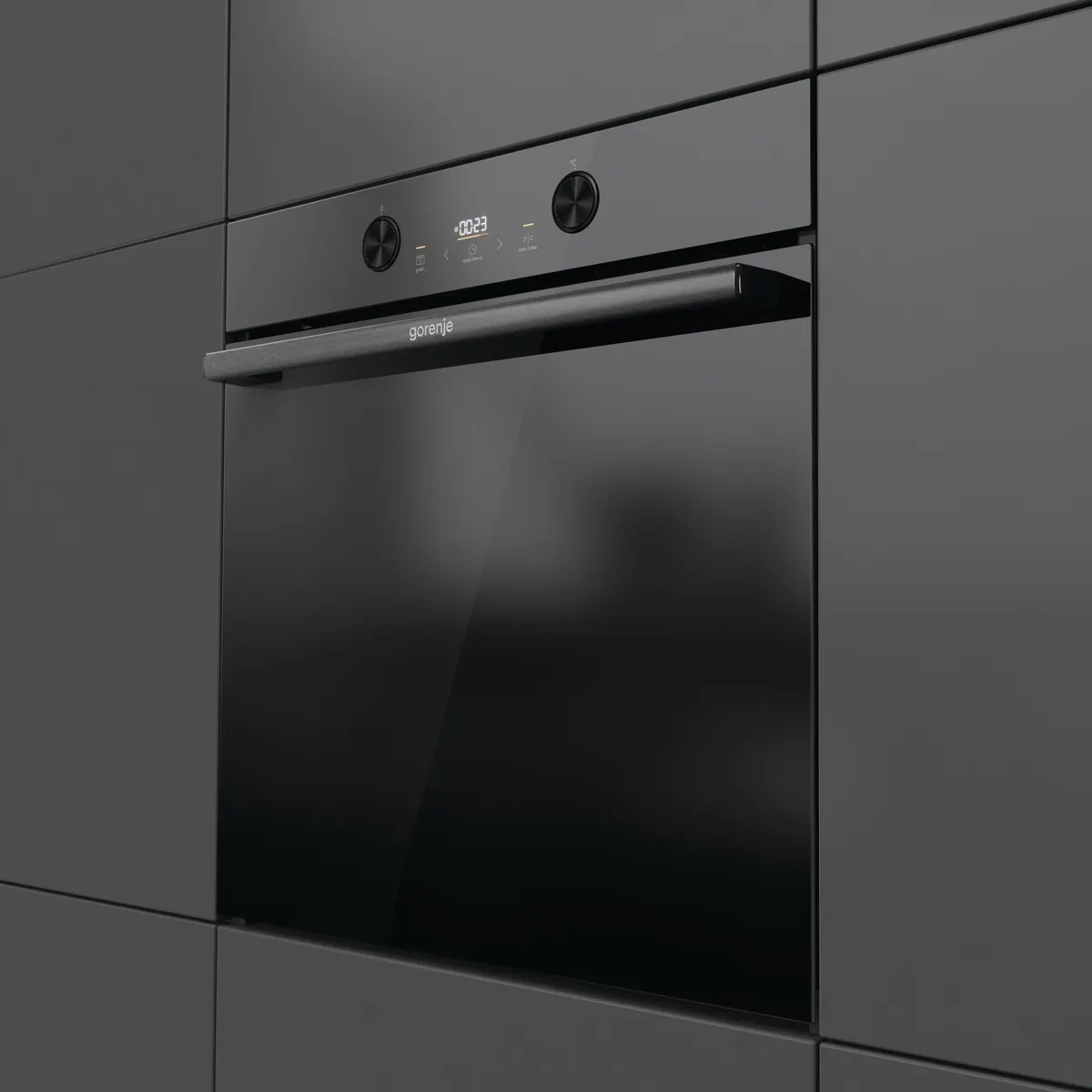 ���� ���� ������� Gorenje Total Black BOS6737E20FBG