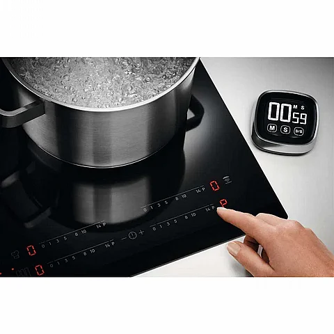 ������ ��������� ���������� 70 �"� �������� Electrolux MULTIZONE EIV734 *����� ������*