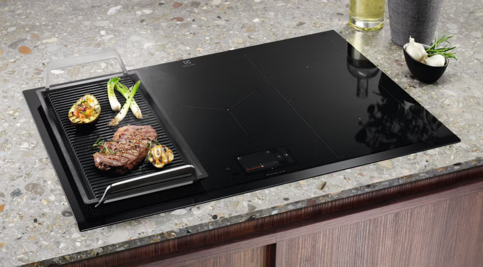 ������ ��������� �������� 90 �"� ���������� Electrolux EIV94550 MultiZone *����� ������*