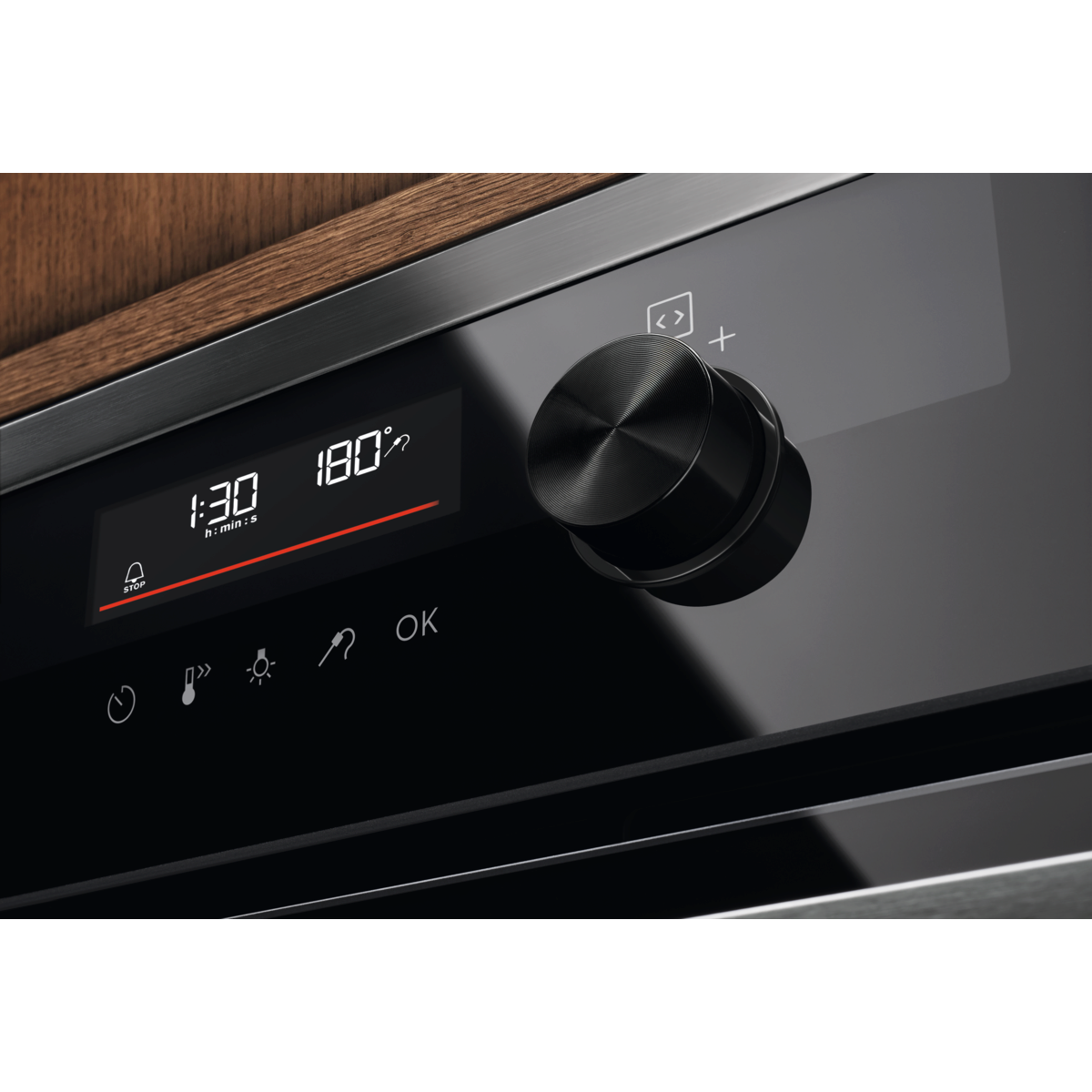 ���� ���������� Electrolux SenseCook EOP7432H