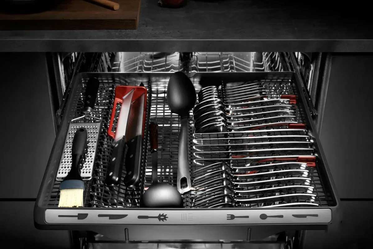 ���� ���� �������� AEG FSE83817P Comfort Lift