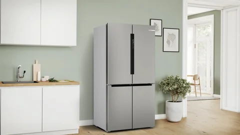 ���� ��� 4 ����� 605 ���� ������� Bosch KFN96VPEA