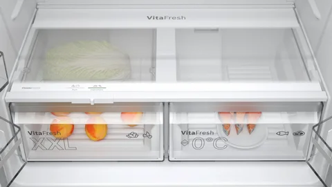 ���� ��� 4 ����� 605 ���� ������� Bosch KFN96VPEA