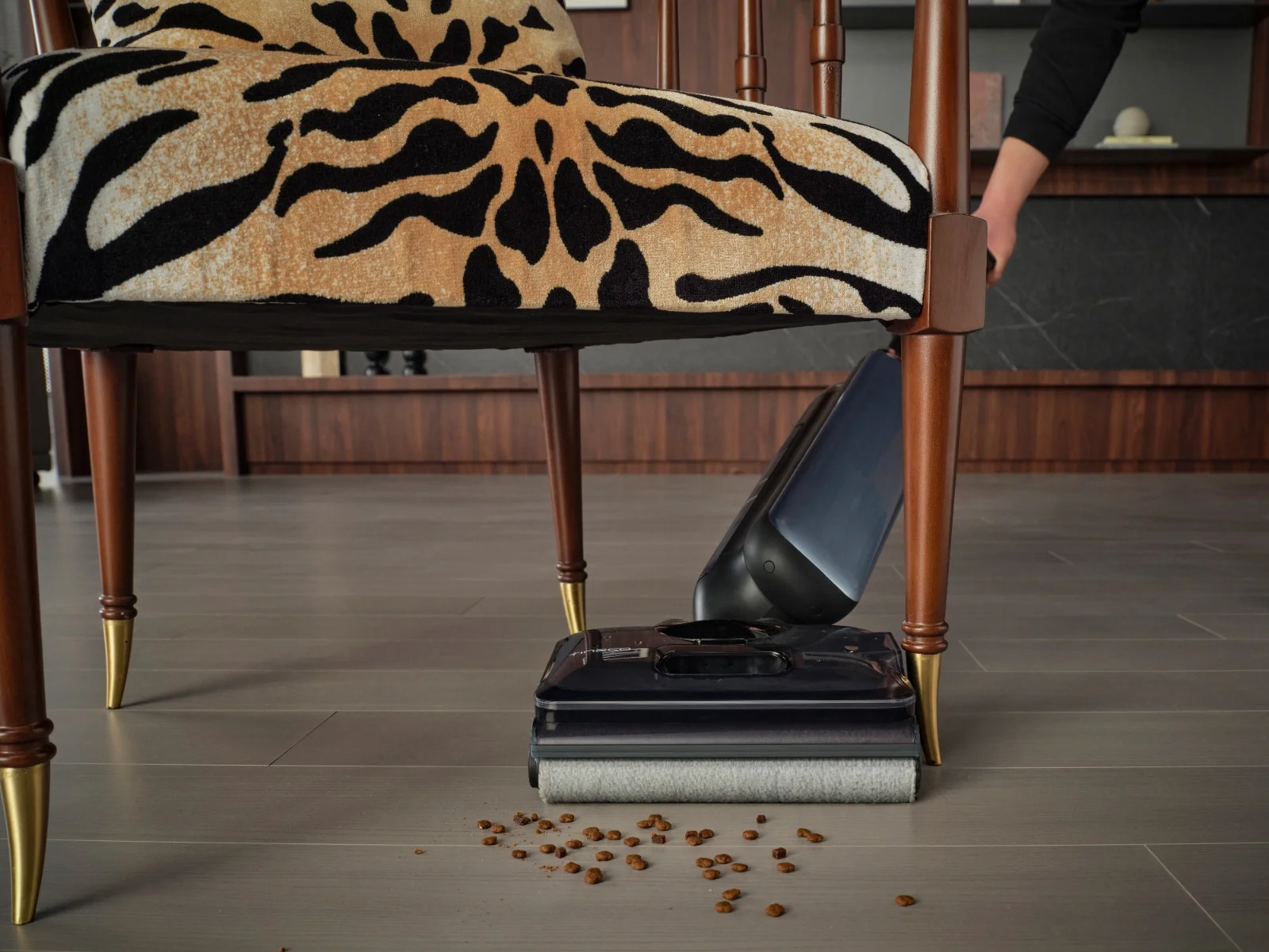���� ����� ����� ������ ��� ����� Tineco S9 Artist PRO