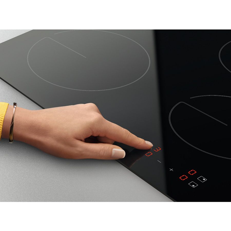 ����� ������� ����� �� ������ ����� Zanussi ZHRN641K
